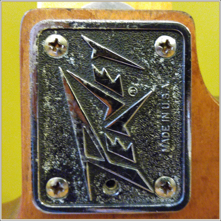 1985 Peavey Fury Bass